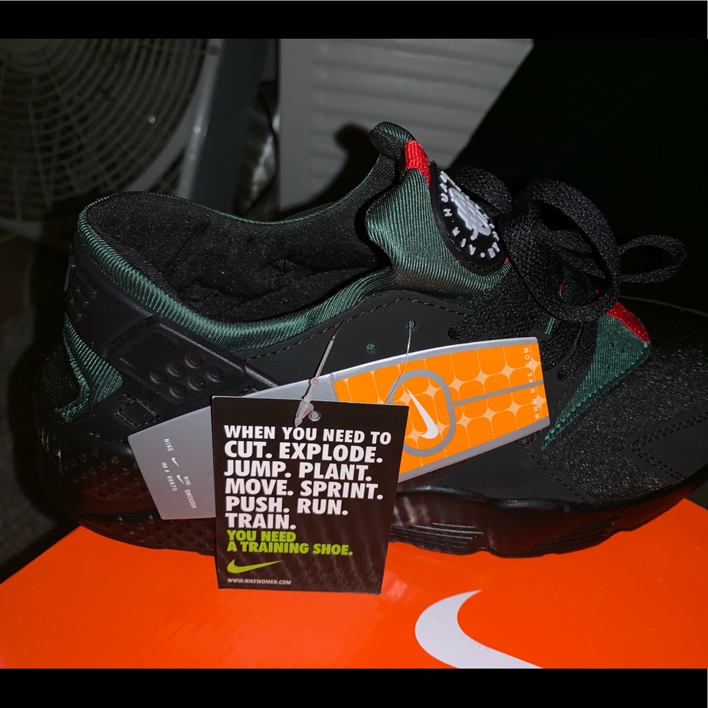 Nike Gucci Huraches size 8
